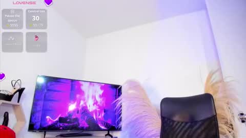 Snapshot of sexygoddess_f chatting on September 23, 2025, 7:11 am sexygoddess_f online show from September 23, 2025, 7:11 am