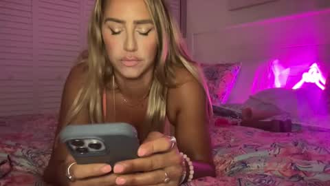 Ashley Love online show from September 22, 2025, 7:21 am