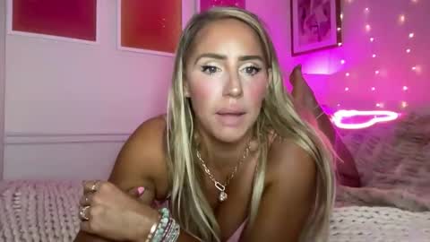 Ashley Love online show from January 18, 2026, 7:12 am