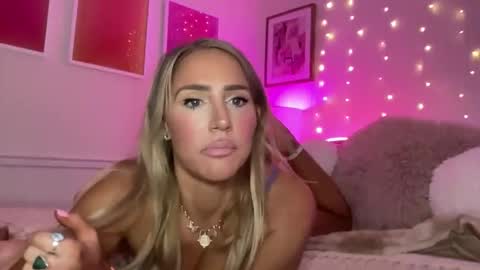 Ashley Love online show from March 5, 2026, 9:49 am