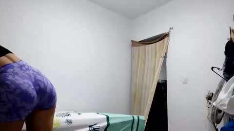 sexygril01 online show from October 24, 2025, 10:55 am