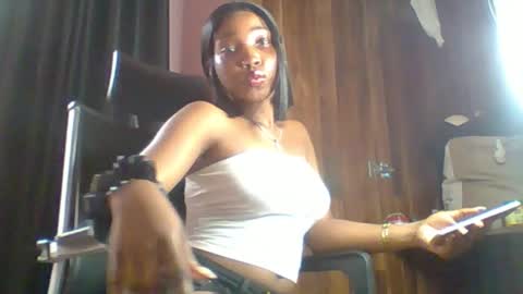 Hailey online show from September 14, 2025, 8:46 am