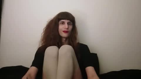 elsathedarlin online show from October 11, 2025, 2:22 am