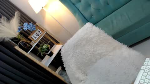 JENNY online show from January 1, 2025, 10:46 pm