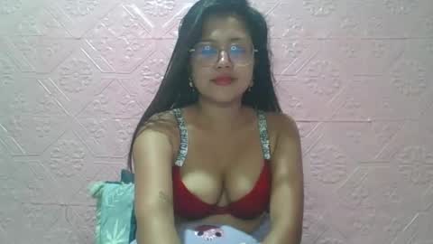 sexyjessa20 online show from March 4, 2026, 5:02 am