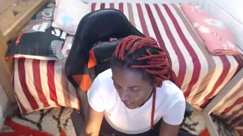 sexyjustin202 online show from February 5, 2025, 2:51 am