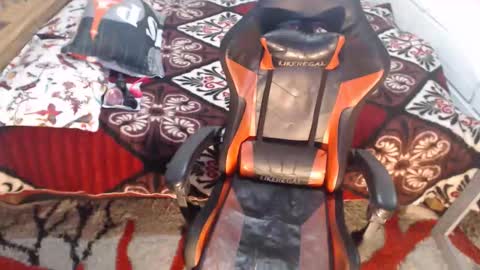 sexyjustin202 online show from February 8, 2026, 1:31 am