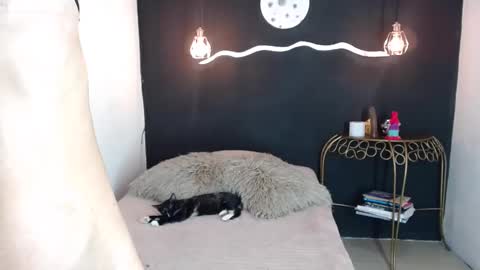 Kata sexy online show from December 15, 2024, 12:40 am