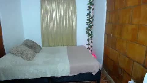 Kata sexy online show from April 15, 2026, 3:08 pm