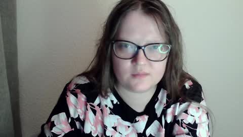 Snapshot of sexykitty_2 chatting on December 26, 2024, 9:26 pm Kate online show from December 26, 2024, 9:26 pm