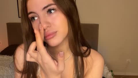 arya online show from November 8, 2025, 9:35 pm