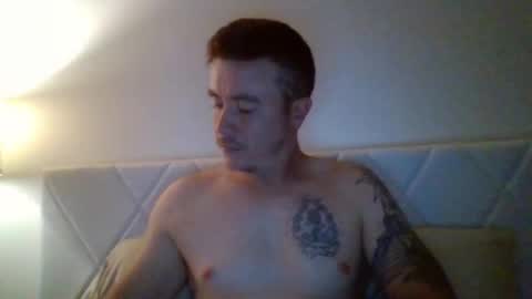 sexylatino4 online show from September 20, 2025, 2:34 am