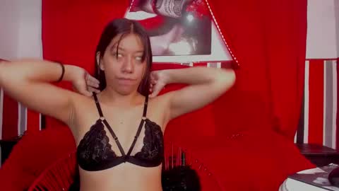 laura online show from February 13, 2025, 12:11 pm