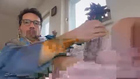 Snapshot of sexyleo8282 chatting on February 6, 2026, 10:40 am sexyleo8282 online show from February 6, 2026, 10:40 am