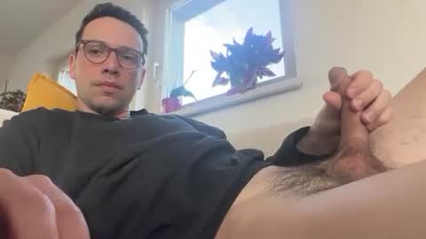 Snapshot of sexyleo8282 chatting on March 3, 2026, 4:02 pm sexyleo8282 online show from March 3, 2026, 4:02 pm