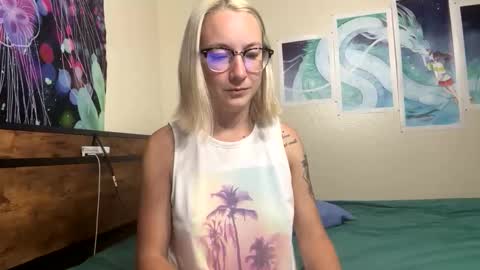 sexylexie93 online show from October 15, 2025, 1:28 am