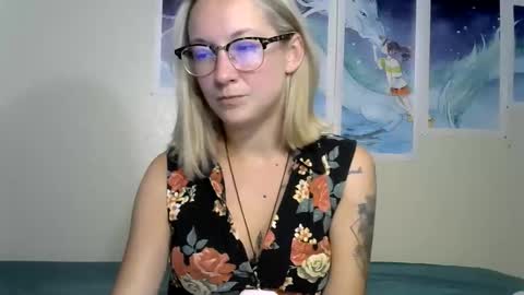 sexylexie93 online show from October 21, 2025, 1:39 am
