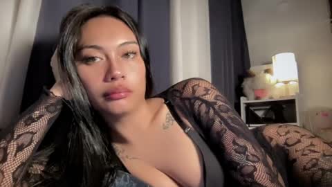 maxine online show from April 3, 2026, 9:57 pm