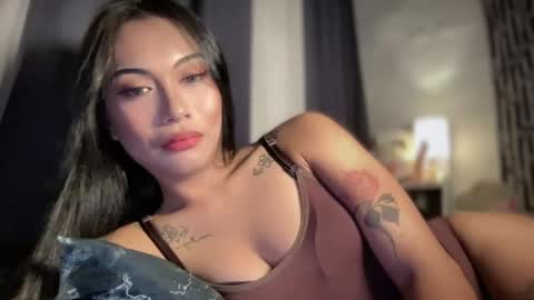 maxine online show from April 11, 2026, 5:39 pm