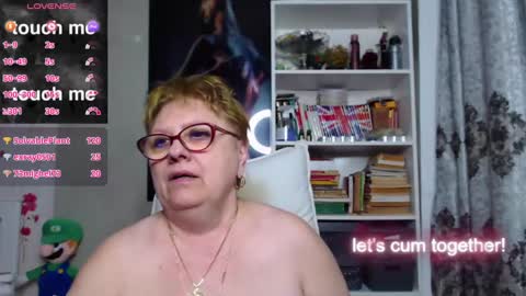 sexylynette4u online show from January 5, 2025, 2:08 pm