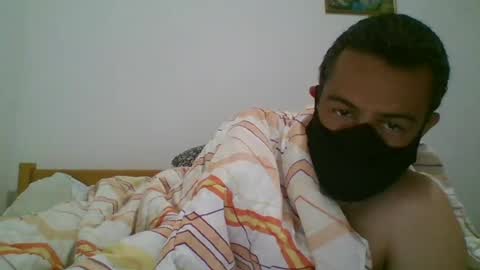 Snapshot of sexymachine069 chatting on June 18, 2026, 8:47 am Homer009 online show from June 18, 2026, 8:47 am