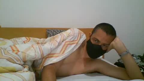 Snapshot of sexymachine069 chatting on July 13, 2026, 9:01 am Homer009 online show from July 13, 2026, 9:01 am