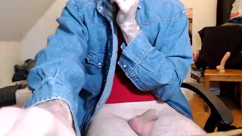 Snapshot of sexyman_fr chatting on December 29, 2024, 9:30 pm Vincent Vega online show from December 29, 2024, 9:30 pm