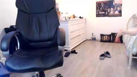 Snapshot of sexyman_fr chatting on March 4, 2025, 5:56 pm Vincent Vega online show from March 4, 2025, 5:56 pm