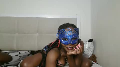 Miss mia online show from December 1, 2025, 5:29 pm