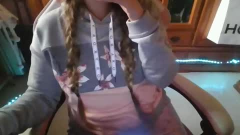 sexymisss24 online show from November 15, 2025, 11:07 am