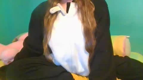 sexymisss24 online show from February 15, 2026, 9:22 pm