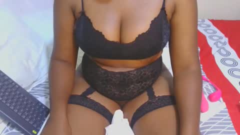 CANDY online show from December 5, 2024, 8:33 pm