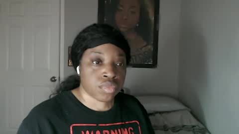 SexyMona online show from September 30, 2025, 8:25 pm