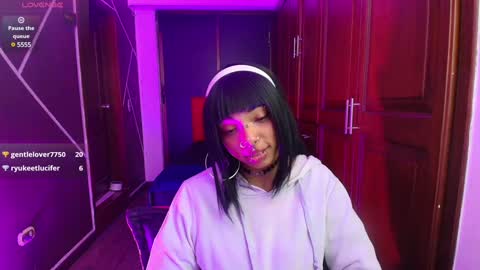 N A F online show from January 10, 2025, 10:25 pm