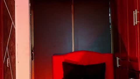 N A F online show from February 5, 2025, 10:22 pm