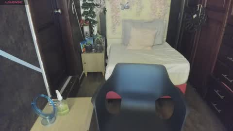 N A F online show from September 11, 2025, 7:14 pm