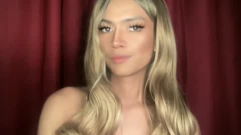 Snapshot of sexynakedweapon chatting on May 24, 2026, 11:54 pm LIEZEL online show from May 24, 2026, 11:54 pm