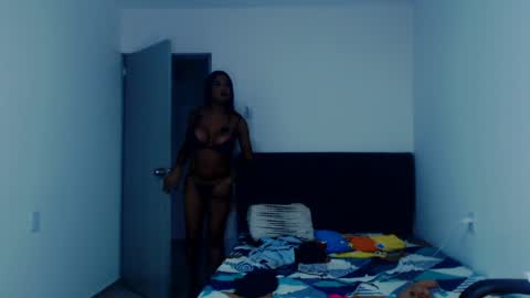 Natalia Duran online show from December 12, 2024, 8:32 pm