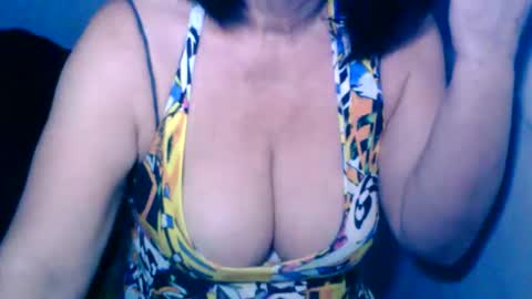 Snapshot of sexyoldwet chatting on November 3, 2025, 9:59 pm AnneSofia online show from November 3, 2025, 9:59 pm