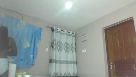 sexypamm online show from April 16, 2026, 5:47 pm