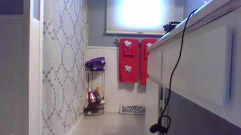 sexypluvin online show from December 16, 2024, 8:16 pm