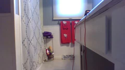 sexypluvin online show from January 8, 2025, 3:28 pm