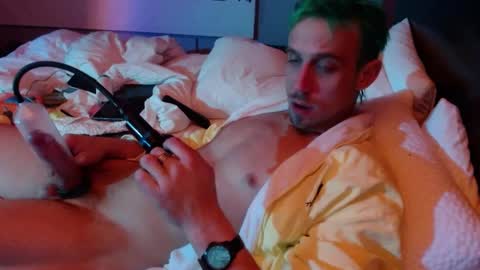 Possum online show from February 14, 2025, 2:54 pm