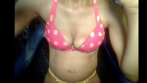 Snapshot of sexypussy000 chatting on February 1, 2026, 8:35 am sexypussy000 online show from February 1, 2026, 8:35 am