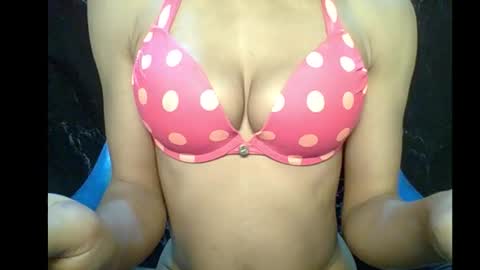 Snapshot of sexypussy000 chatting on February 8, 2026, 8:29 am sexypussy000 online show from February 8, 2026, 8:29 am