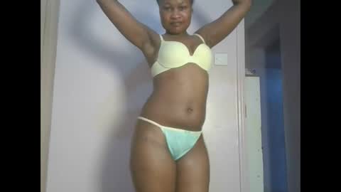 Snapshot of sexyqueenivy chatting on December 14, 2025, 7:58 am queenivy online show from December 14, 2025, 7:58 am