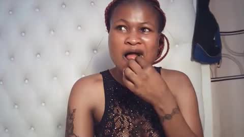 Snapshot of sexyqueenivy chatting on December 16, 2025, 12:26 am queenivy online show from December 16, 2025, 12:26 am