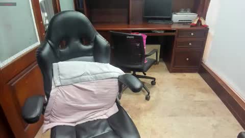 R A C H E L online show from October 29, 2025, 12:40 pm