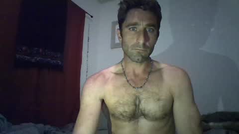 sexyRENTS online show from February 2, 2025, 8:35 am