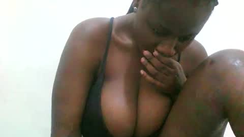 sexyrhany20 online show from October 2, 2025, 6:53 am